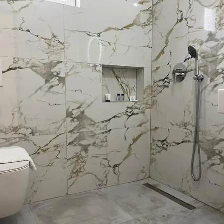 Vila Koal فندق
